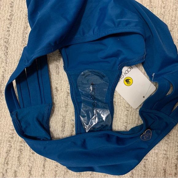 Body Glove swim bottoms - size large - Picture 3 of 7